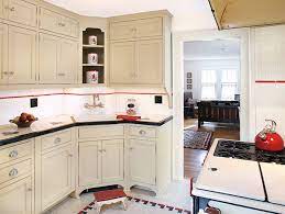 Nevamar introduces 20 new retro countertop laminate designs — including venus from kyrsten's vintage chain set find! Black White Bungalow 1930s Kitchen Makeover Old House Journal Magazine