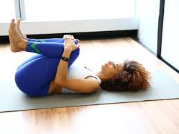 Feel Less Bloated In 2 Seconds With This Satisfying Stretch Getting Rid Of Bloating Bloated Belly Getting Rid Of Gas