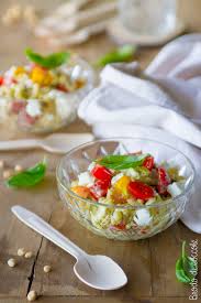 Pasta fredda con pesto di rucola e pasta fredda con feta e mirtilli. Fregola Fredda Con Pesto Pomodorini E Feta Brodo Di Coccole