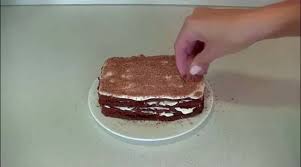 Membuat kek ais krim anda sendiri akan memberi anda. Kek Krim Coklat Mengikut Resipi Langkah Demi Langkah Dengan Foto