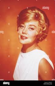 Glynis johns hi-res stock photography and images