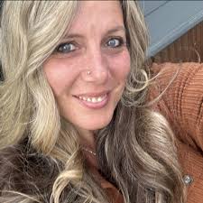 Ellie Nunnink and Chase Frey's Wedding Website