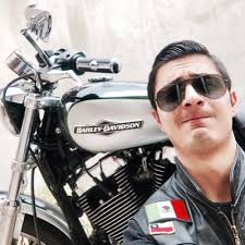 Ivan Razo (@IvannRazo)