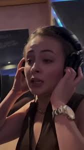 How Old Is Nuria Morales