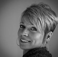 Living With God: A Family Guide to the Christian Faith : Gorrell, Nancy,  Smith, Marianne: Amazon.it: Libri