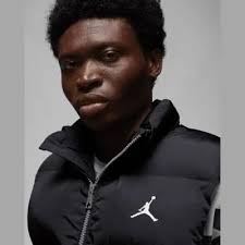 Piumino Jordan Essentials nero senza maniche da uomo