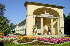 Gartenmöbel aus holz werden in der gleichen art von stücken hergestellt wie gartenmöbel aus anderen materialien. Quermania Brandenburg Potsdam Neuer Garten Marmorpalais Sehenswurdigkeiten Ausflugsziele Bilder Unesco Weltkulturerbe