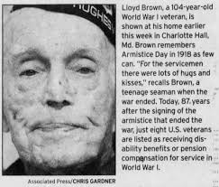 Red Cross canteen hut at Bloomington train stain served WWI soldiers