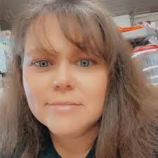 Marilyn Tift's Instagram, Twitter & Facebook