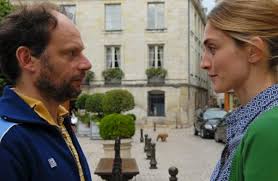 France's culture minister on wednesday blocked actress julie gayet from becoming a jury member of a prestigious french academy in rome following revelations . Julie Gayet Uber Diesen Star Cinema De