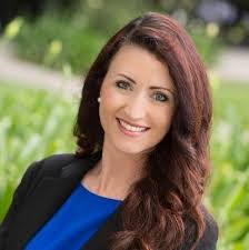 Anna Hou's Instagram, Twitter & Facebook