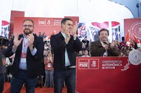 El alcalde de Mérida, primer dirigente del PSOE de Extremadura que abre la puerta a negociar con Guardiola si fracasa su investidura con Vox | Extremadura