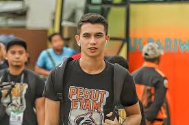 Kepa arrizabalaga scouting report table. Ternyata Ada Kiper Borneo Fc Yang Wajahnya Mirip Kepa Arrizabalaga Semua Halaman Sportfeat Com