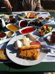 Edirnede Pazar Kahvaltisi Limon Cafede Yapilir Pazarkahvaltisi Kahvalti Edirne Edirnekahvalti Limon Food Breakfast Toast