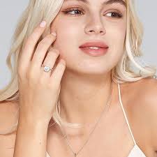 0.5-2.0ct White Round D-E Color VVS1-VS1 Clarity IGI Lab Diamond Engagement  Rings 18K White Gold 4 Claw Solitaire Engagement Ring For Women