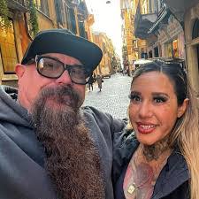 Jeff Holt's Instagram, Twitter & Facebook