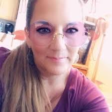 Lynn Blaylock's Instagram, Twitter & Facebook