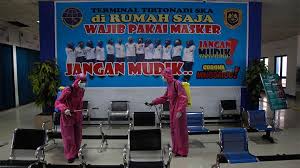 Meskipun melarang aktivitas mudik lokal, pemprov jateng tetap mengakomodasi pergerakan antarwilayah. 9mgxdrbocgjakm