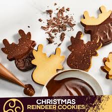 A blank canvas and also an ingredient. Callebaut Christmas Wouldn T Be What It Is Without Reindeer Rudolph These Christmas Cookies Are Crunchier And More Chocolatey Than Ever Who Will You Share Them With Check Out This Easy Recipe