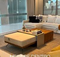 A mesa de centro é uma peça que eleva a decoração da sua sala de estar a um  novo patamar. , Com seu design sofisticado e acabamentos de alta qualidade,  ela não é apenas funcional, mas também o ponto ...
