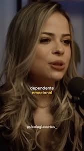 No vídeo de hoje são mostradas algumas características do dependente  emocional., Geralmente, o indivíduo que sofre com a dependência emocional  se anula, se torna refém do movimento do outro, em busca ...