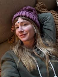 I hope u like bluegrass bc BBQ Chips is out today. We recorded this song  all together in one room and half way through the session decided to change  the key 😱🤗.