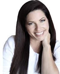 Stefanie Gallagher's Instagram, Twitter & Facebook