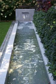 Wasserspiele Teiche Zinsser Gartengestaltung Schwimmteiche Und Swimmingpo Wasserspiele Teiche Zins In 2020 Wasserbecken Garten Wasserspiel Garten Brunnen Garten