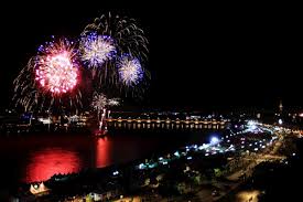 Découvrez les feux d'artifices en aout 2019. Les Bons Plans Bordeaux Fete Du 14 Juillet