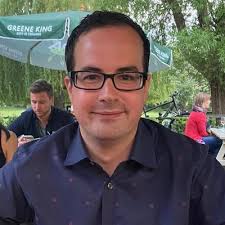 Mary Venn (@MaryVenn4)