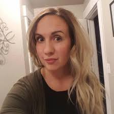 How to rehome an aggressive dog without training resources?