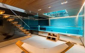 Saal pension haus mit pool garage stall mietkauf. Being Pool In Your Basement Rich Looks Fun Indoor Pool House London Townhouse Home