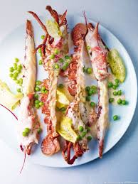 Homard En Aiguillettes Petits Pois Et Petit Chou Recette Homard Alimentation Recettes De Cuisine