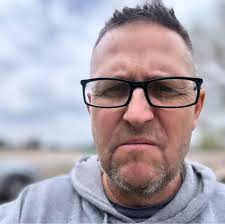 Morgan Stanley's Jamie Rollo outlined a bleak scenario: Carnival stock  could fall to $0 in the event of a global economic downturn.