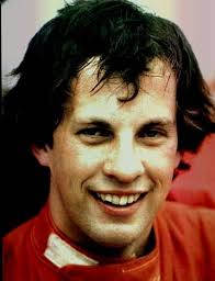 No Mirando A Nuestro Daño