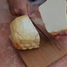 Making New York-Style Pizza at...