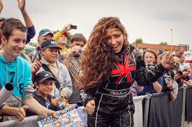 Rally sprint olga pojede vozem mitsubishi lancer evo ix. Video Polivka Lounova I Hasici Tancili Pro Barumku Aktualne Cz