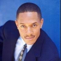 Alumni Bring Grocery Store to Montbello Food Desert