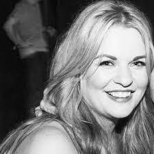 Louise Kearney's Instagram, Twitter & Facebook