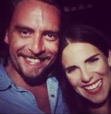 Karla Sousa envía conmovedor mensaje tras la muerte de su hermano, el ex  Menudo Adrián Olivares