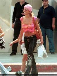 Tube tops were often worn in the 1990's by women, especially pop stars. Pin On Britney Spears 3