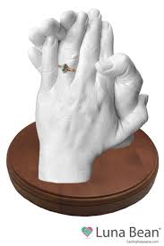 Luna Bean Keepsake Hands Diy Casting Kits Casting Kit Diy Plaster Hand Molding