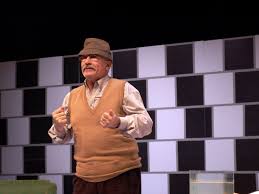 Victor rebengiuc este un actor de teatru si film din romania, absolvent al institutului de arta teatrala si cinematorgrafica din bucuresti. Victor Rebengiuc Intr O CrizÄƒ De Ras La Lectura Unui Audiobook Ziarul Metropolis Ziarul Metropolis
