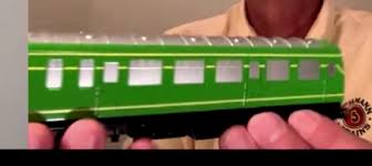 Hornby/bachmann thomas the tank engine episode (volume 1 season 2 episode 45) narrated by ringo starr (no copyright intended i do not own this audio) Elsbridge Productions On Twitter Bachmann Daisy