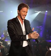 Listen to nikos oikonomopoulos in full in the spotify app. Nikos Oikonomopoulos Greek Singer