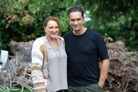 Καλεσμένη στο «όλα» και τον θέμο αναστασιάδη ήταν η σοφία παυλίδου, το βράδυ της τρίτης. To Kafe Ths Xaras H Xara Me Ton Iasona Hr8an Gia Na Meinoyn Zappit