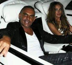 Né à avignon d'une famille modeste et américain d'adoption, il avait commencé sa carrière à 14 ans. 14 Idees De Audigier Christian Audigier Jeune Marie Johnny Et Laeticia