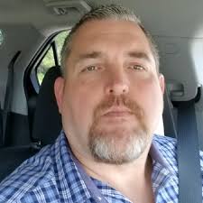 Robb Suddreth's Instagram, Twitter & Facebook