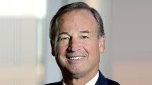 Mayo Shattuck's Instagram, Twitter & Facebook