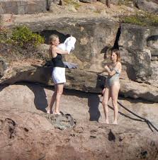 Maya Hawke de topless com sua mãe Uma Thurman - Sexo Maluco